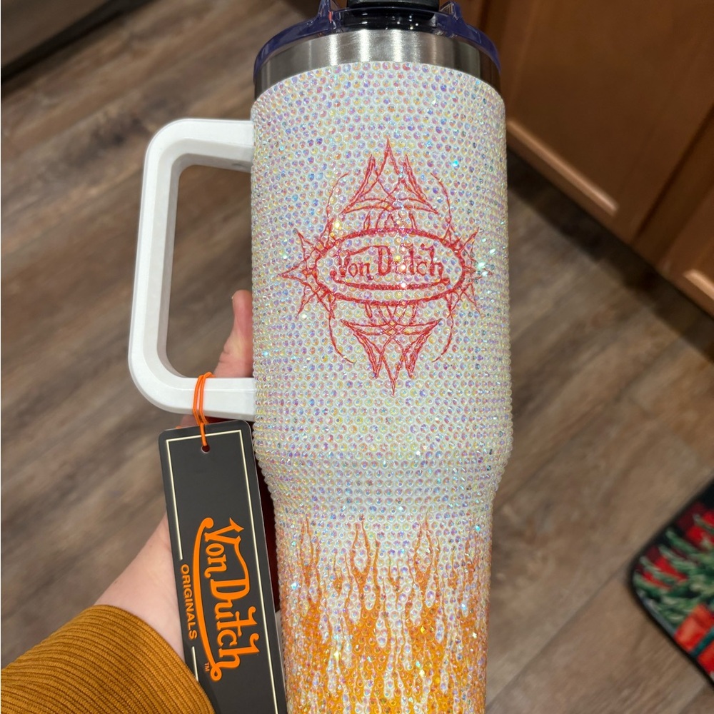 Von Dutch Sparkling Mug with Handle - White and Orange